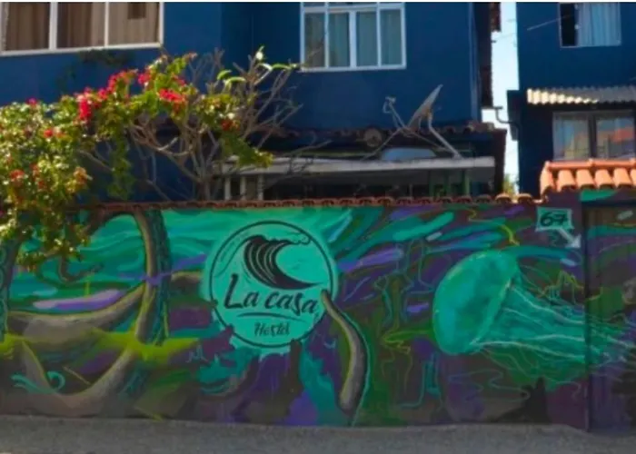 La Casa Hostel